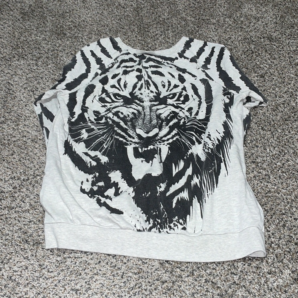 Forever 21 Tiger Sweater